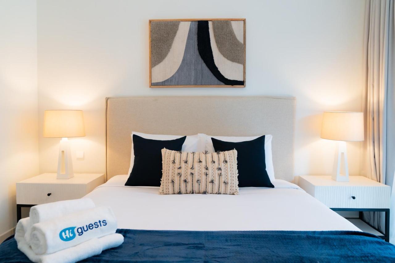 דובאי Higuests - Elegant Apt With Terrace Minutes From Burj Khalifa מראה חיצוני תמונה